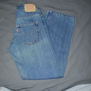 Levi jeans
